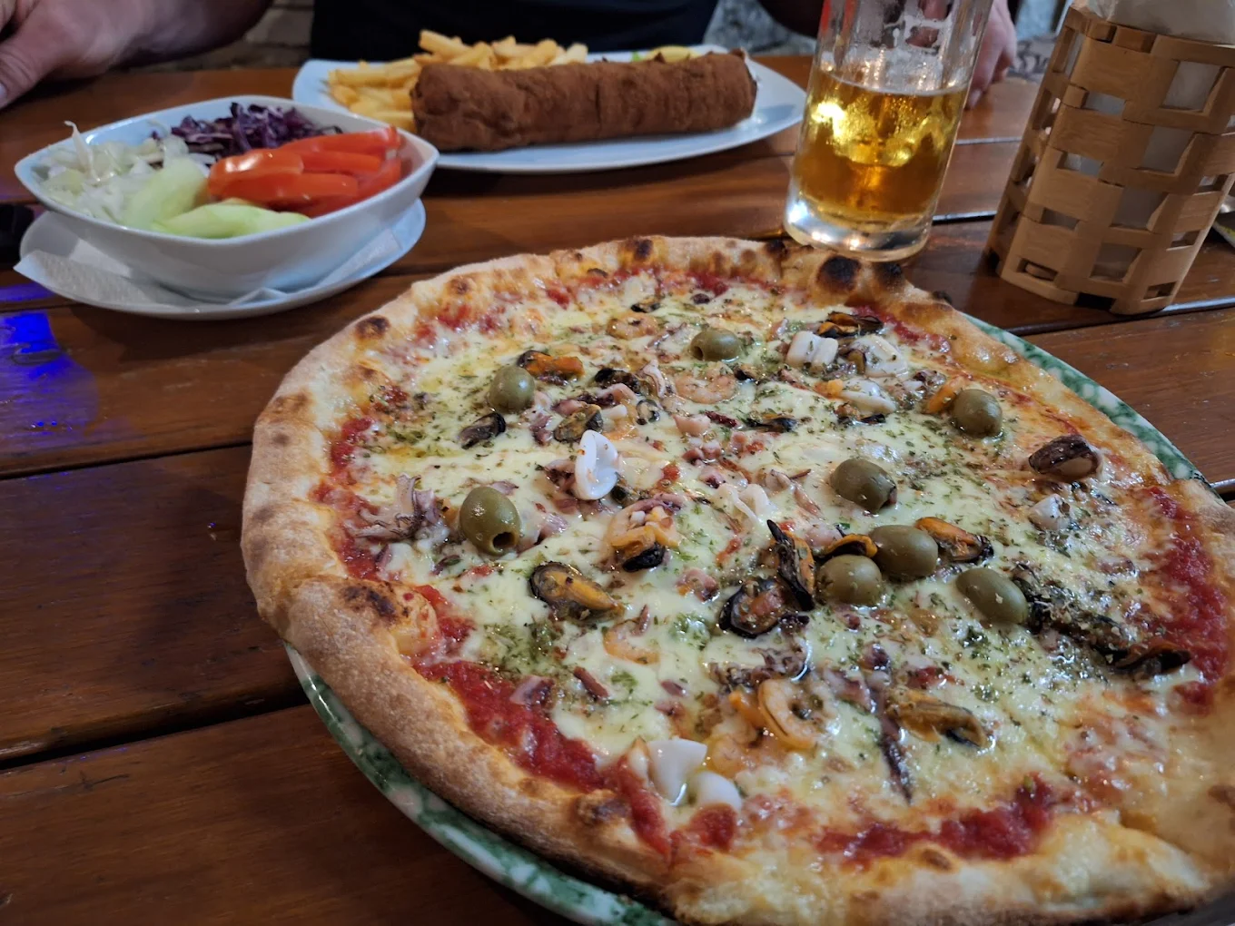 pizza capricossa rovinj restoran kazun